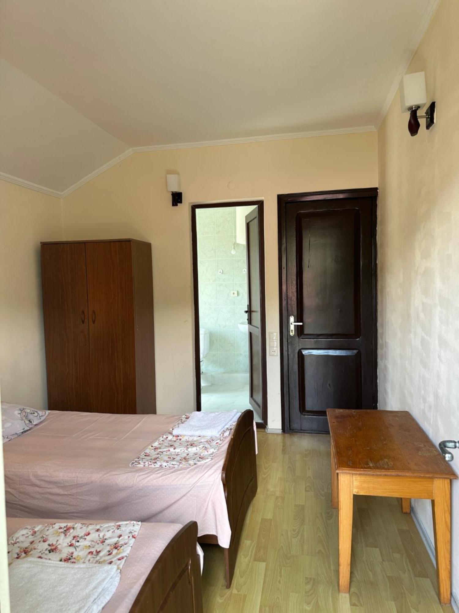 Temo'S Guesthouse Sarpi Εξωτερικό φωτογραφία